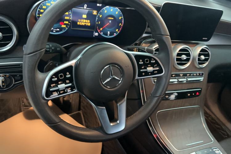 Used Mercedes-Benz GLC 2021 GLC 260 L 4MATIC Luxury Model Steering Wheel