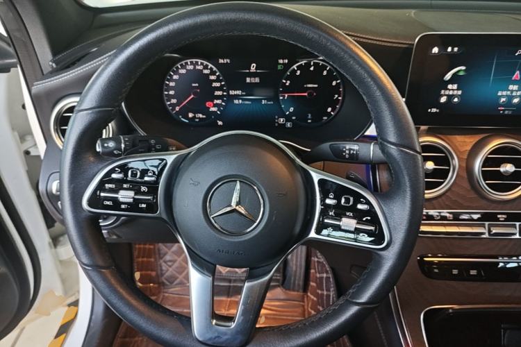 Used Mercedes-Benz GLC 2021 GLC 260 L 4MATIC Luxury Model Steering Wheel