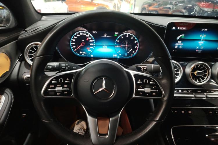 Used Mercedes-Benz GLC 2021 GLC 260 L 4MATIC Dynamic Edition Steering Wheel