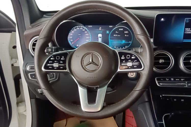 Used Mercedes-Benz GLC 2021 GLC 260 L 4MATIC Dynamic Edition Steering Wheel