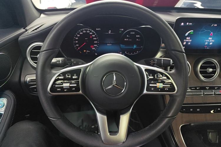Used Mercedes-Benz GLC 2021 GLC 260 L 4MATIC Luxury Model Steering Wheel