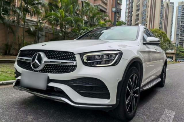 Ojetý Mercedes-Benz GLC 2021 GLC 300 L 4MATIC Dynamic Model