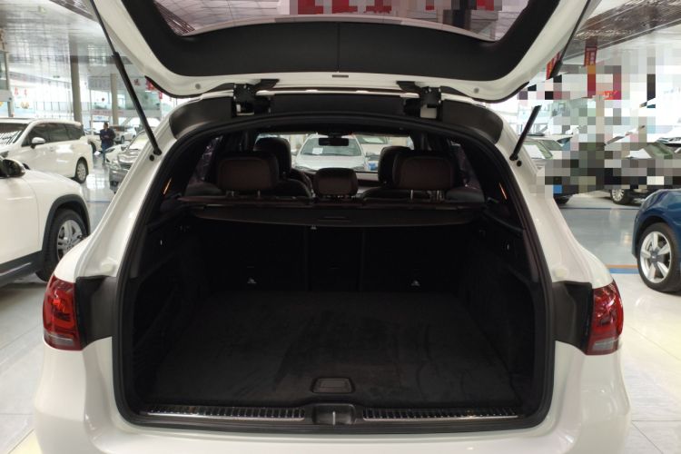 Used Mercedes-Benz GLC 2021 GLC 260 L 4MATIC Luxury Model Trunk