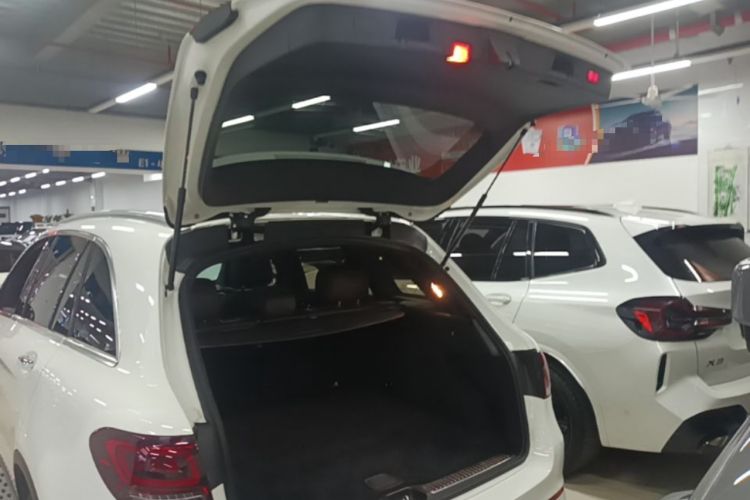Used Mercedes-Benz GLC 2021 GLC 300 L 4MATIC Dynamic Model Trunk