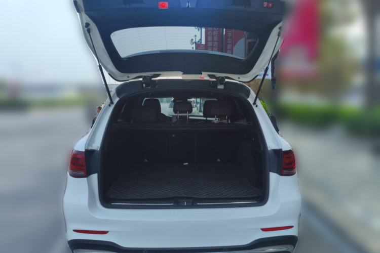 Used Mercedes-Benz GLC 2021 GLC 260 L 4MATIC Luxury Model Trunk