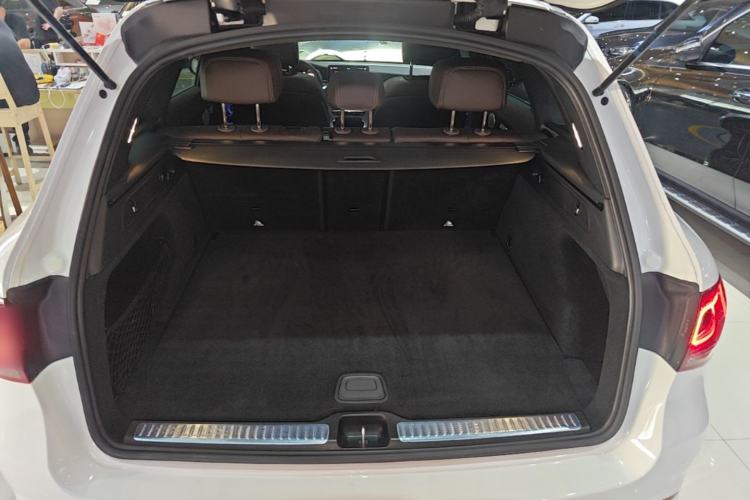 Used Mercedes-Benz GLC 2021 GLC 300 L 4MATIC Dynamic Model Trunk