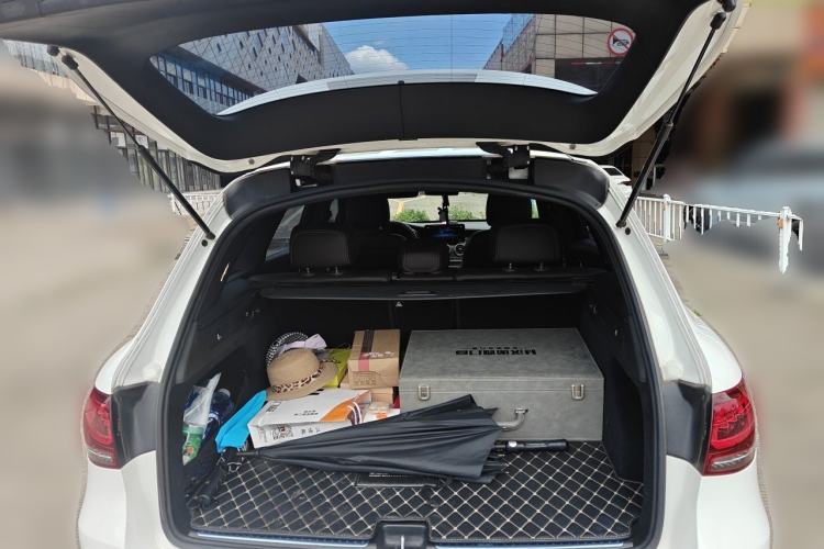 Used Mercedes-Benz GLC 2021 GLC 260 L 4MATIC Luxury Model Trunk
