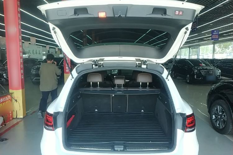 Used Mercedes-Benz GLC 2021 GLC 300 L 4MATIC Dynamic Model Trunk