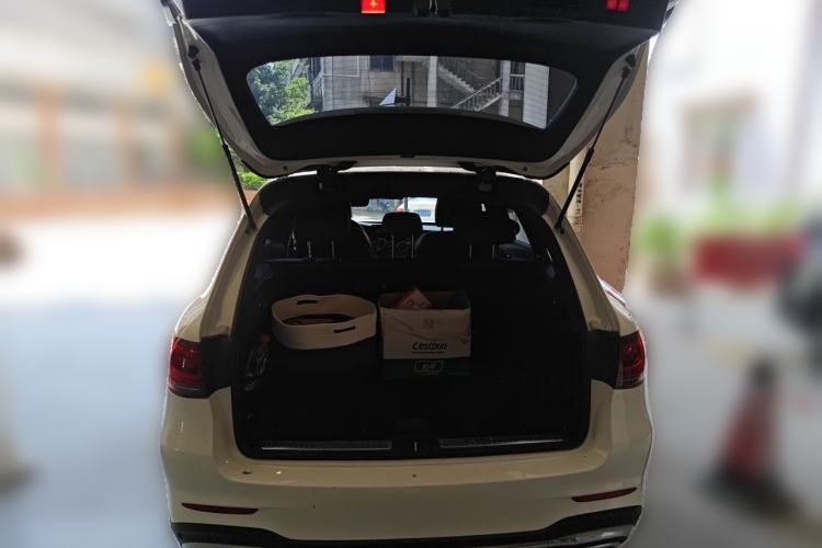 Used Mercedes-Benz GLC 2021 GLC 260 L 4MATIC Luxury Model Trunk