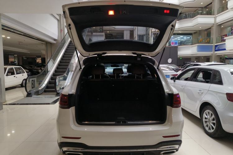 Used Mercedes-Benz GLC 2021 GLC 260 L 4MATIC Luxury Model Trunk