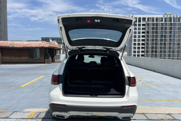 Used Mercedes-Benz GLC 2021 GLC 260 L 4MATIC Dynamic Edition Trunk