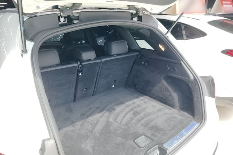 Used Mercedes-Benz GLC 2021 GLC 300 L 4MATIC Dynamic Model Trunk