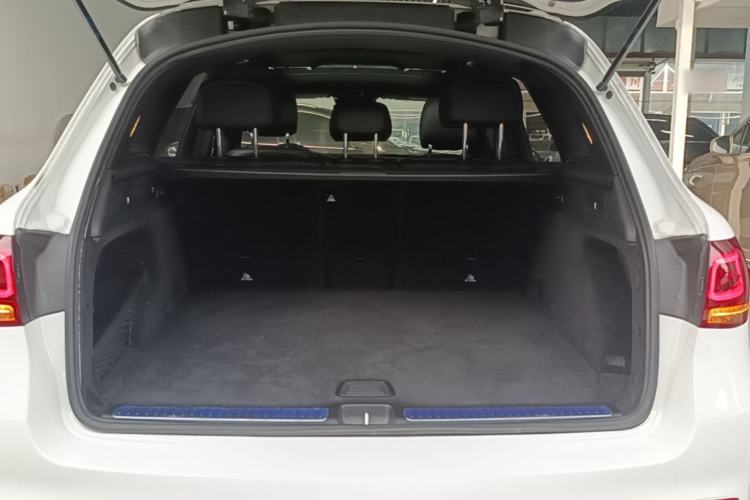 Used Mercedes-Benz GLC 2021 GLC 300 L 4MATIC Dynamic Model Trunk