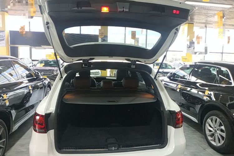 Used Mercedes-Benz GLC 2021 GLC 300 L 4MATIC Dynamic Model Trunk