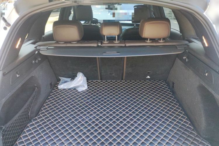 Used Mercedes-Benz GLC 2021 GLC 260 L 4MATIC Dynamic Edition Trunk