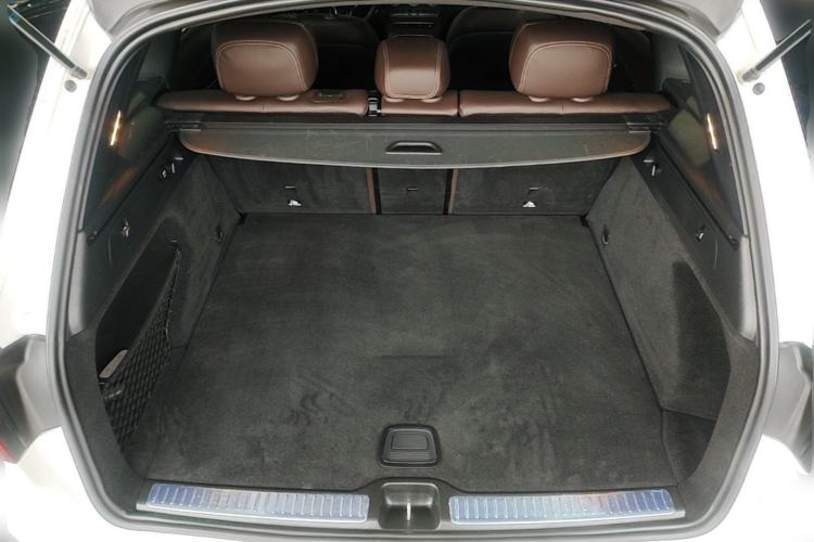 Used Mercedes-Benz GLC 2021 GLC 300 L 4MATIC Luxury Model Trunk