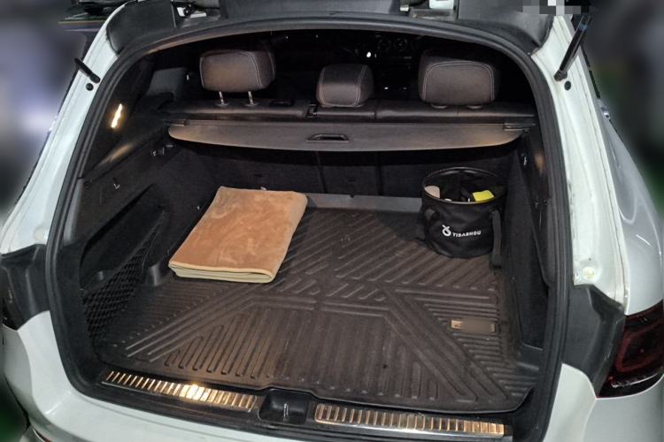 Used Mercedes-Benz GLC 2021 GLC 260 L 4MATIC Luxury Model Trunk