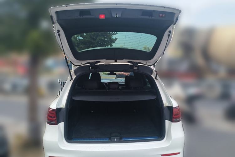 Used Mercedes-Benz GLC 2021 GLC 260 L 4MATIC Luxury Model Trunk