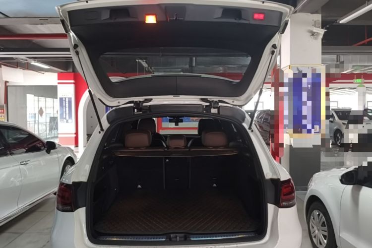 Used Mercedes-Benz GLC 2021 GLC 260 L 4MATIC Dynamic Edition Trunk