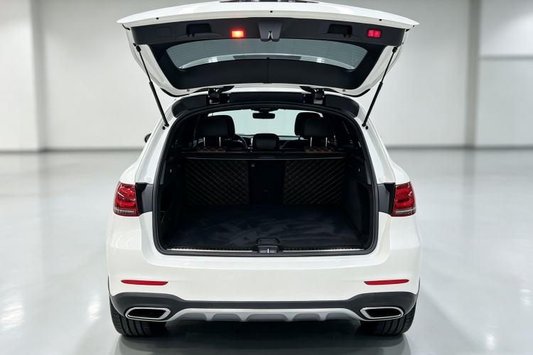Used Mercedes-Benz GLC 2021 GLC 260 L 4MATIC Luxury Model Trunk