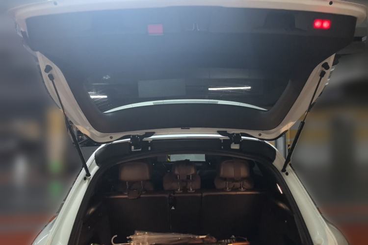Used Mercedes-Benz GLC 2021 GLC 300 L 4MATIC Dynamic Model Trunk