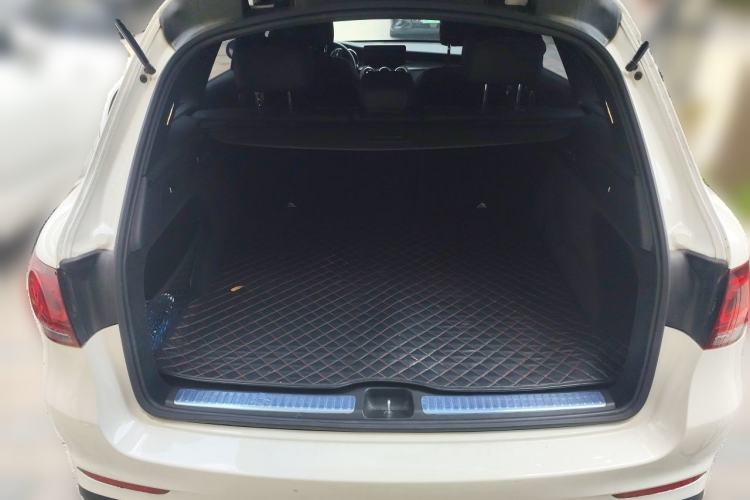 Used Mercedes-Benz GLC 2021 GLC 300 L 4MATIC Dynamic Model Trunk