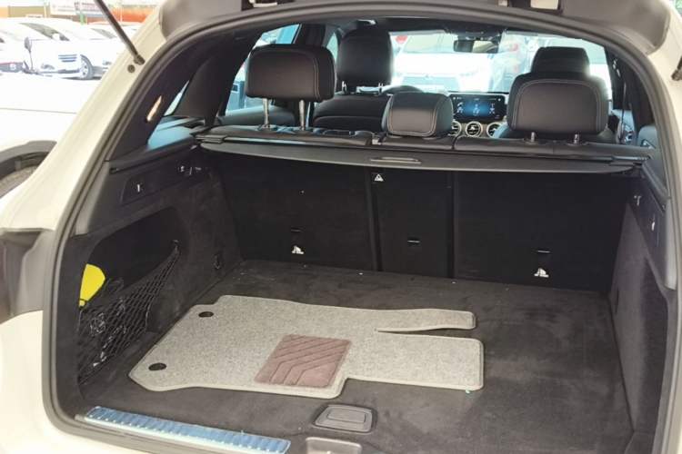Used Mercedes-Benz GLC 2021 GLC 300 L 4MATIC Dynamic Model Trunk