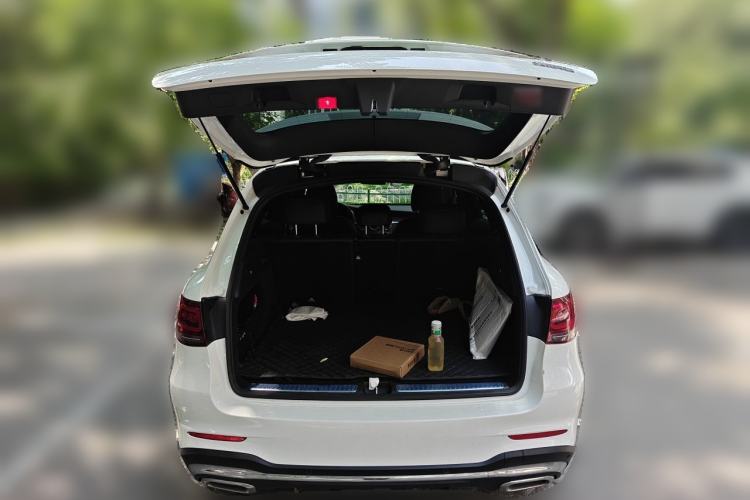 Used Mercedes-Benz GLC 2021 GLC 260 L 4MATIC Luxury Model Trunk