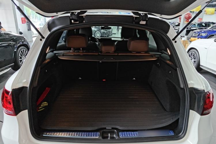 Used Mercedes-Benz GLC 2021 GLC 260 L 4MATIC Luxury Model Trunk
