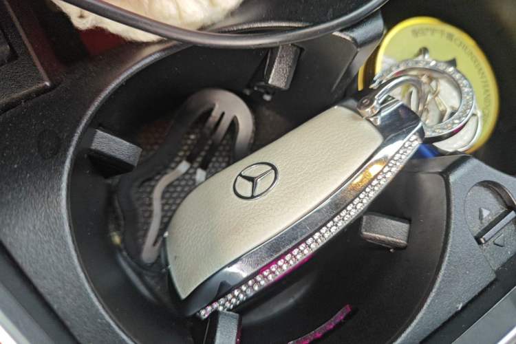 Used Mercedes-Benz GLC 2021 GLC 260 L 4MATIC Luxury Model Vehicle Key