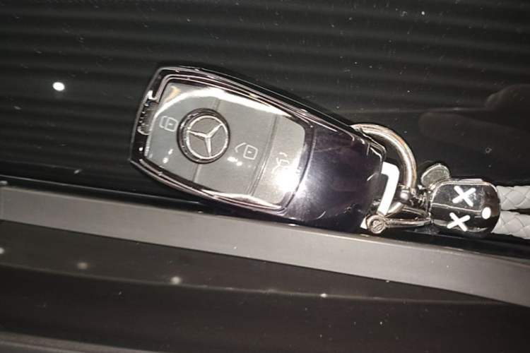 Used Mercedes-Benz GLC 2021 GLC 260 L 4MATIC Luxury Model Vehicle Key