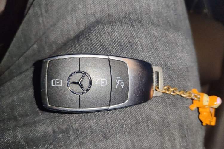 Used Mercedes-Benz GLC 2021 GLC 260 L 4MATIC Dynamic Edition Vehicle Key