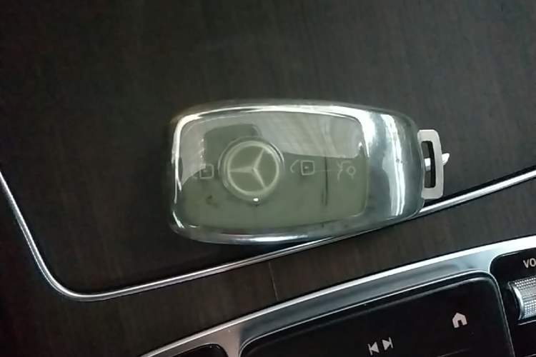 Used Mercedes-Benz GLC 2021 GLC 300 L 4MATIC Dynamic Model Vehicle Key