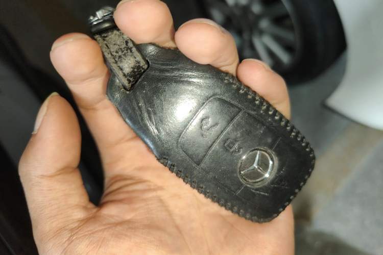 Used Mercedes-Benz GLC 2021 GLC 260 L 4MATIC Luxury Model Vehicle Key