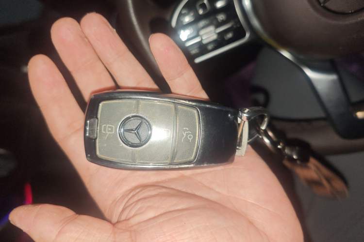 Used Mercedes-Benz GLC 2021 GLC 300 L 4MATIC Dynamic Model Vehicle Key