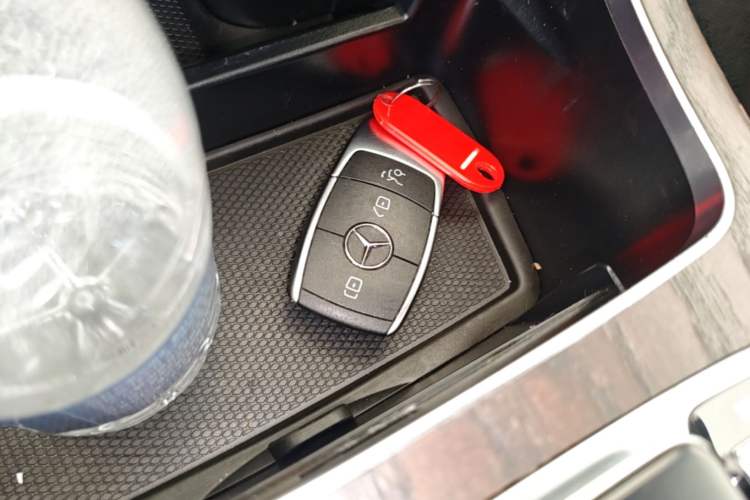 Used Mercedes-Benz GLC 2021 GLC 260 L 4MATIC Luxury Model Vehicle Key