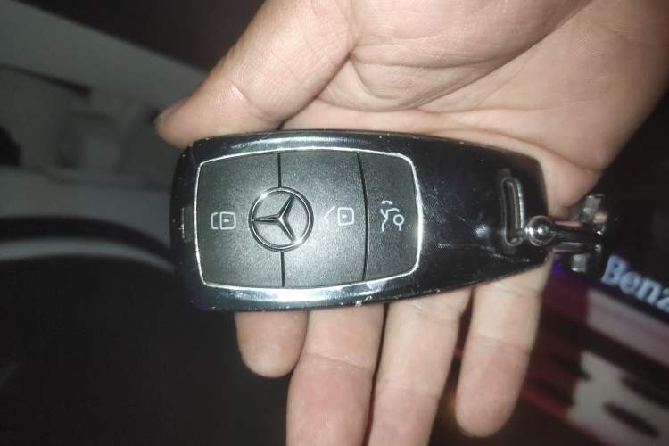 Used Mercedes-Benz GLC 2021 GLC 300 L 4MATIC Dynamic Model Vehicle Key