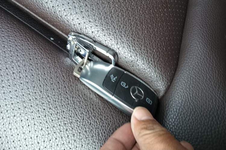Used Mercedes-Benz GLC 2021 GLC 260 L 4MATIC Dynamic Edition Vehicle Key