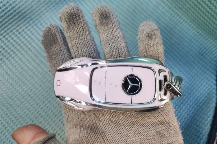 Used Mercedes-Benz GLC 2021 GLC 260 L 4MATIC Dynamic Edition Vehicle Key