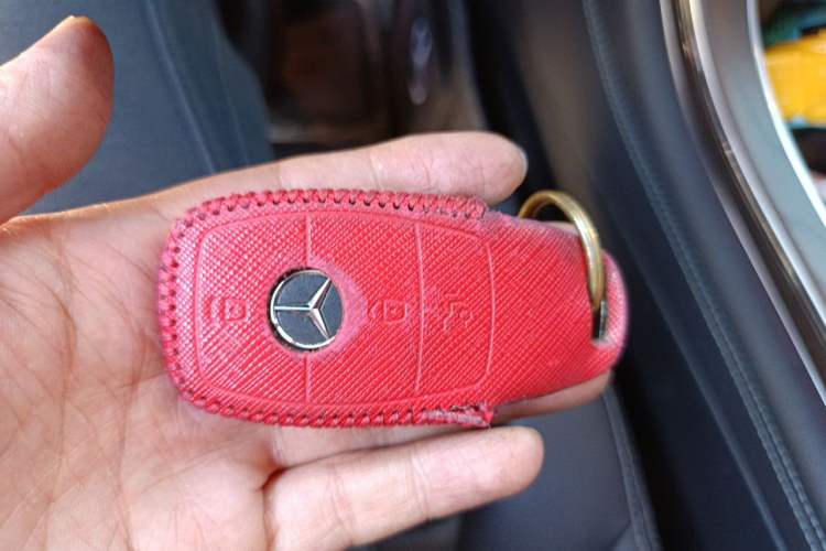 Used Mercedes-Benz GLC 2021 GLC 260 L 4MATIC Luxury Model Vehicle Key