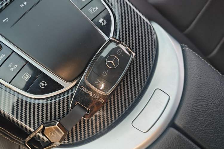 Used Mercedes-Benz GLC 2021 GLC 260 L 4MATIC Dynamic Edition Vehicle Key