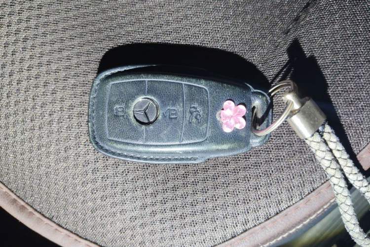 Used Mercedes-Benz GLC 2021 GLC 260 L 4MATIC Dynamic Edition Vehicle Key