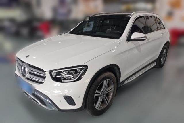 Ojetý Mercedes-Benz GLC 2021 GLC 260 L 4MATIC Dynamic Edition