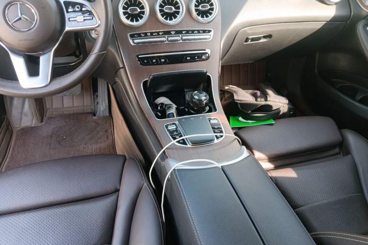 Used Mercedes-Benz GLC 2021 GLC 300 L 4MATIC Dynamic Model Gear Lever