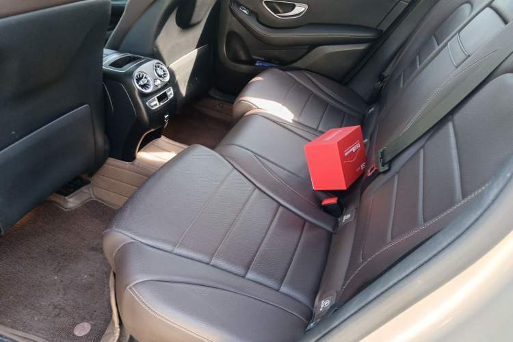 Used Mercedes-Benz GLC 2021 GLC 300 L 4MATIC Dynamic Model Left Rear Seat