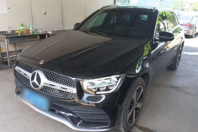 Ojetý Mercedes-Benz GLC 2022 Facelifted GLC 260 L 4MATIC Dynamic Edition