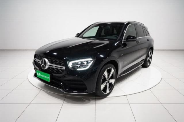 Ojetý Mercedes-Benz GLC 2022 Refreshed GLC 300 L 4MATIC Dynamic Edition Prestige Version