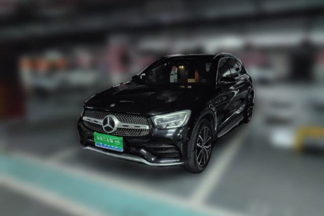 Ojetý Mercedes-Benz GLC 2022 Refreshed GLC 300 L 4MATIC Dynamic Edition
