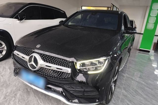 Ojetý Mercedes-Benz GLC 2022 Facelifted GLC 300 L 4MATIC Luxury Edition