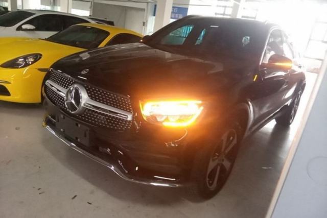 Używany Mercedes-Benz GLC 2022 Facelifted GLC 260 L 4MATIC Dynamic Edition